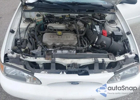 1998 Ford Escort Se z USA, uszkodzony, nr VIN 3FAFP15P6WR256918